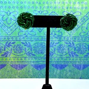 Vintage 1980s Green Beaded Love Knot Clip on Earrings